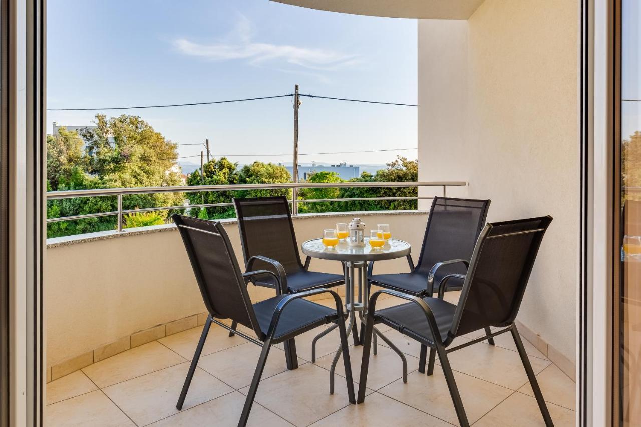 Villa Mirela Petrcane Esterno foto